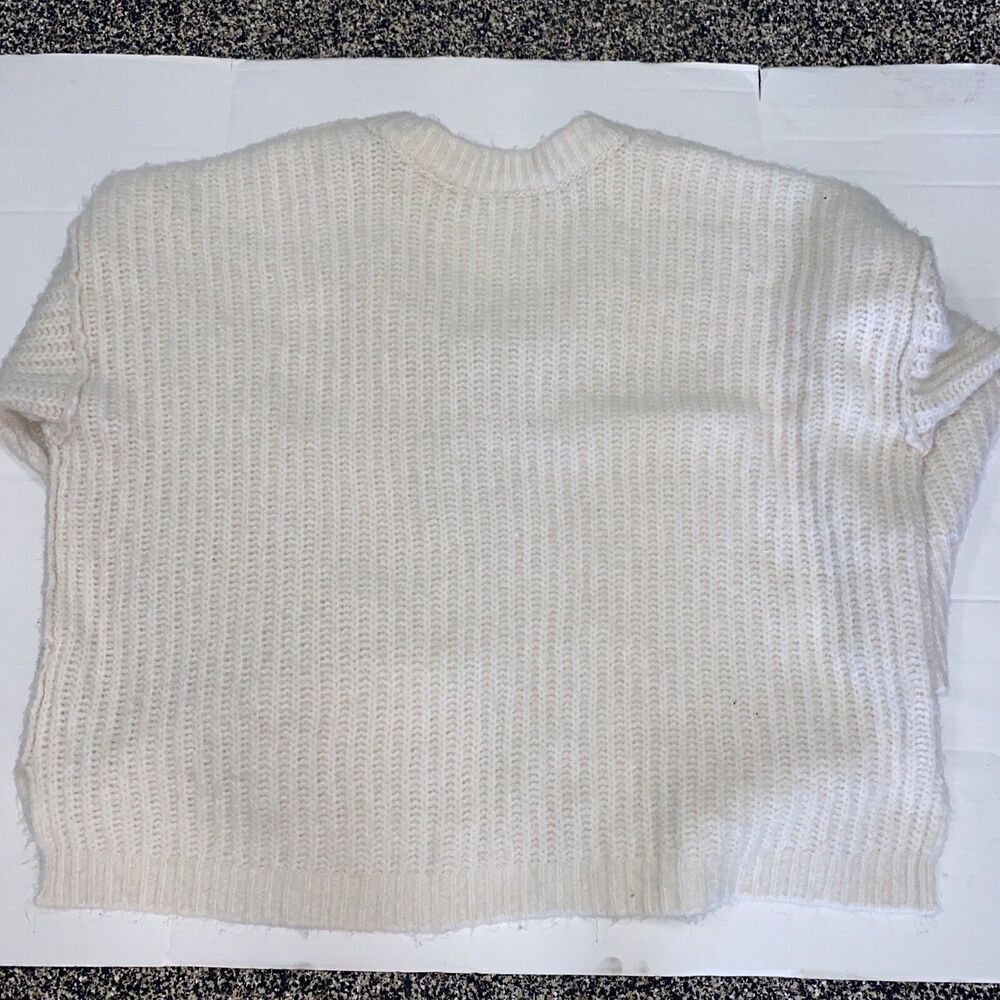 Free People Blue Bell V Neck Sweater in Ivory Size Large - Picture 12 of 12